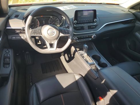 Certified 2022 Nissan Altima 2.5 SR image 15