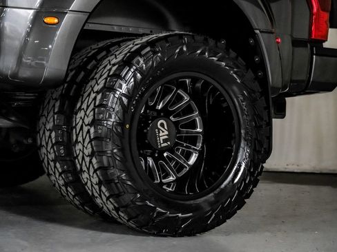 Used 2017 Ford F350 Lariat w/ Lariat Value Package image 68