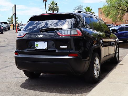 Used 2019 Jeep Cherokee Latitude w/ Popular Appearance Group FWD image 13