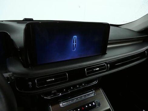 Certified 2025 Lincoln Aviator Reserve w/ Illumination Package image 19