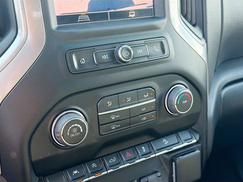 Used 2022 Chevrolet Silverado 1500 Custom Trail Boss image 15