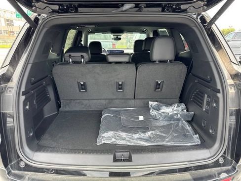 New 2026 Buick Enclave Sport Touring w/ Power Package FWD image 5