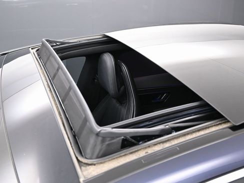 Used 2022 Mercedes-Benz EQS 450+ 450 image 11