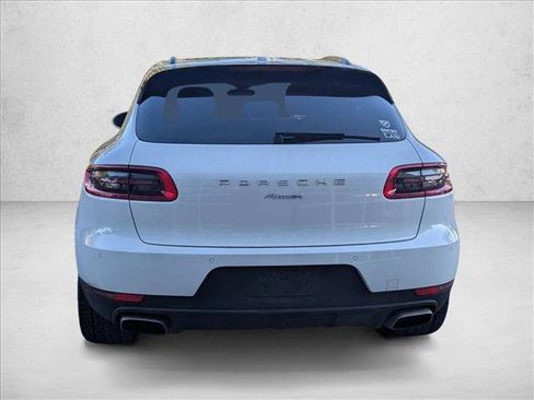 Used 2018 Porsche Macan image 6
