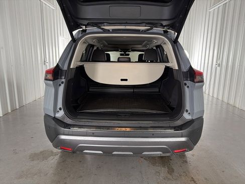 Used 2022 Nissan Rogue SL w/ SL Premium Package image 8