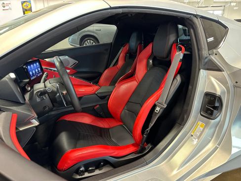Used 2021 Chevrolet Corvette Stingray Preferred Cpe w/ Z51 Performance Package RWD image 13