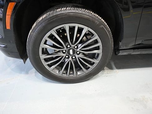 Used 2025 Cadillac Escalade ESV Sport Platinum w/ LPO, Floor Liner Package image 43