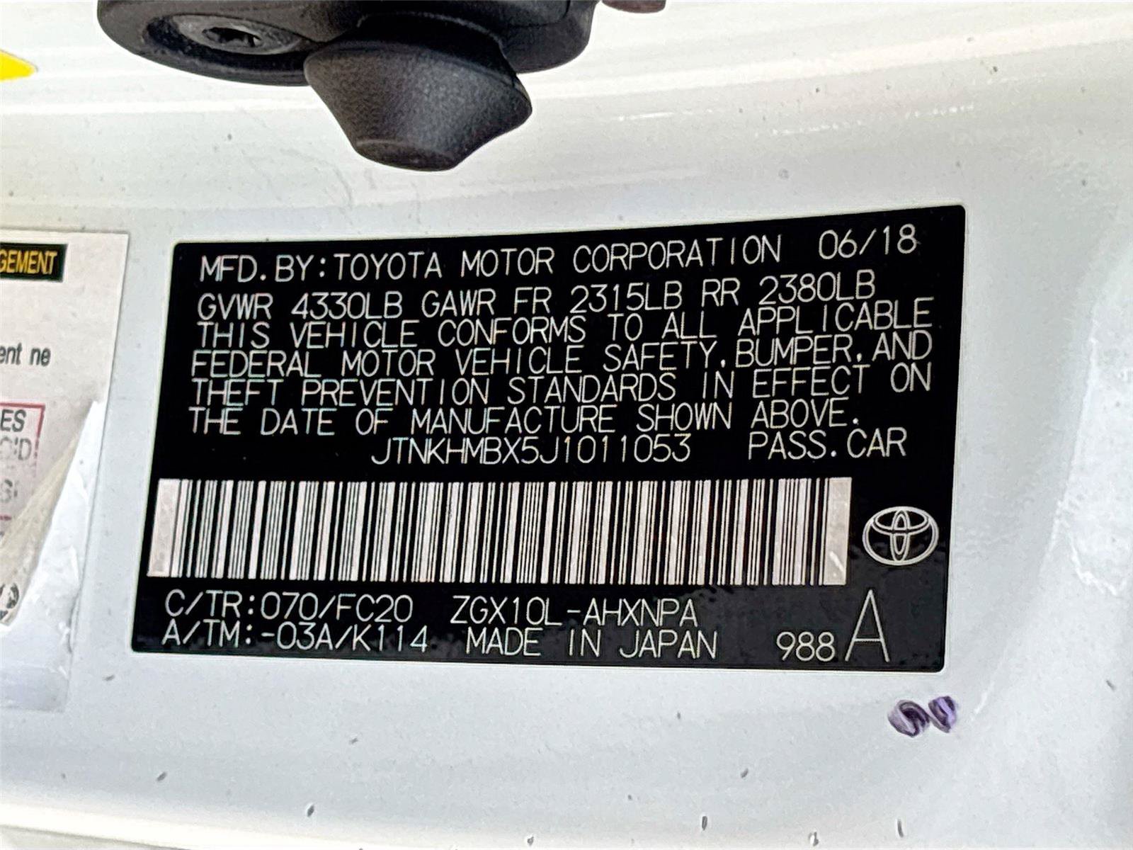 Used 2018 Toyota C-HR XLE FWD image 30