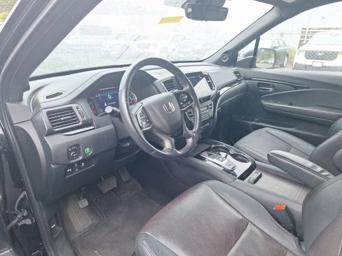 Used 2021 Honda Pilot Black Edition image 8