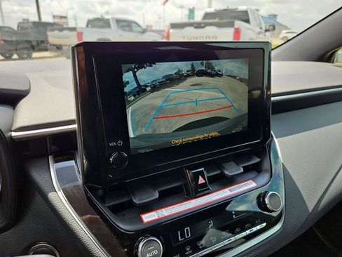 Used 2026 Toyota Corolla SE image 13