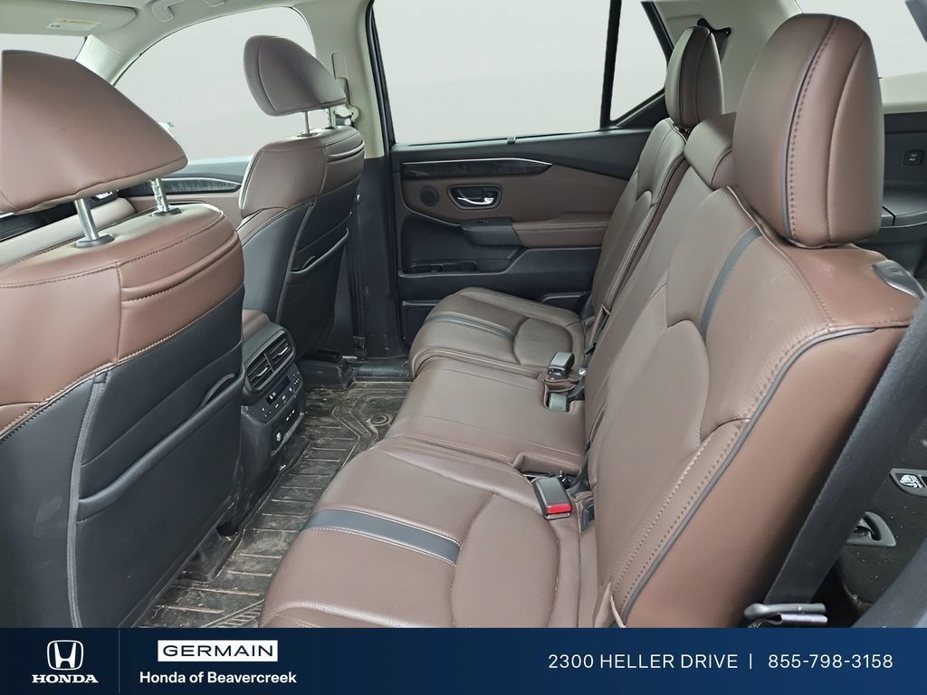Used 2025 Honda Pilot Elite image 10