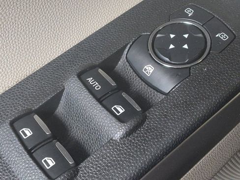 Used 2019 Ford EcoSport S FWD image 27