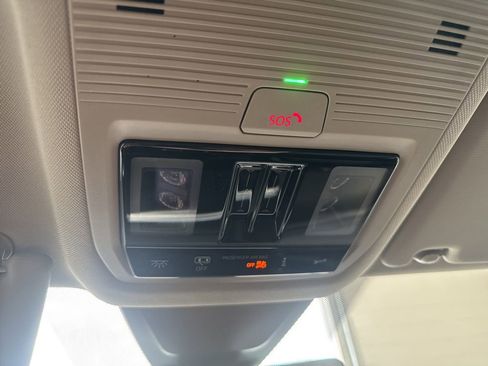 New 2026 Volkswagen Atlas Peak Edition image 25