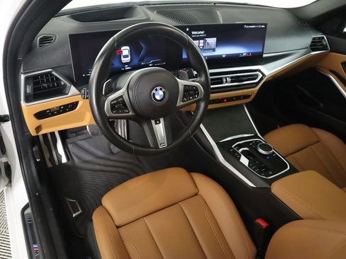 Used 2023 BMW 330i Sedan w/ M Sport Package image 9