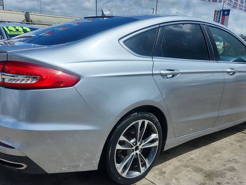 Used 2020 Ford Fusion Titanium AWD/4WD image 3