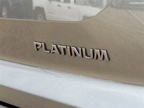 New 2026 Nissan Pathfinder Platinum image 10