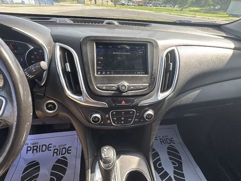 Used 2019 Chevrolet Equinox LT w/ Driver Convenience Package FWD image 16