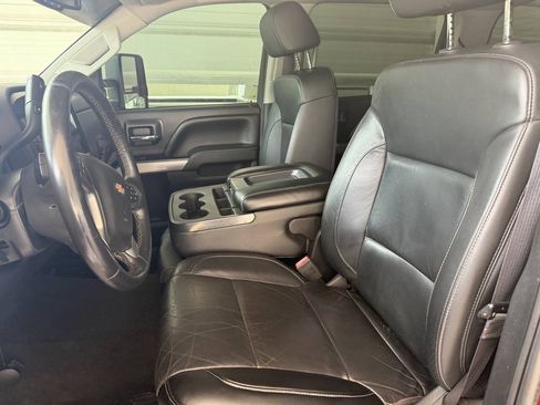 Used 2016 Chevrolet Silverado 2500 LT w/ LT Convenience Package AWD/4WD image 21
