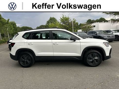 Used 2025 Volkswagen Taos S FWD image 6