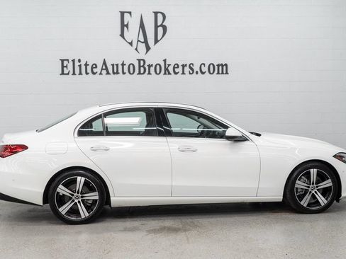 Used 2025 Mercedes-Benz C 300 4MATIC Sedan image 5