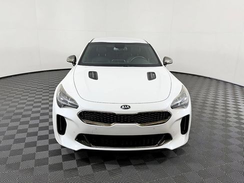 Used 2019 Kia Stinger GT image 3