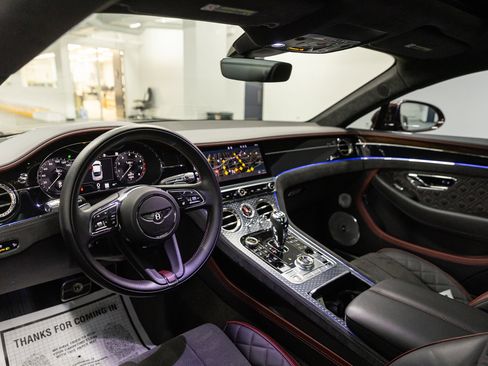 Used 2022 Bentley Continental GT Speed image 29