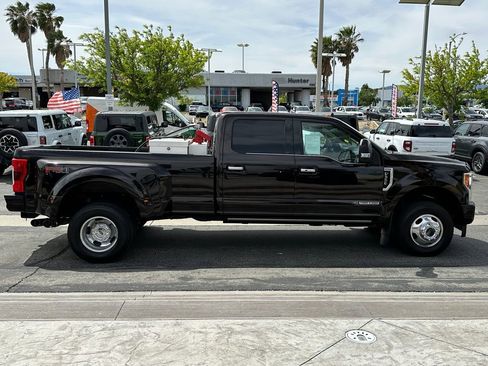 Used 2019 Ford F350 Limited AWD/4WD image 9