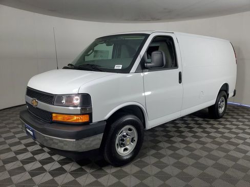 New 2026 Chevrolet Express 2500 w/ Driver Convenience Package RWD image 8