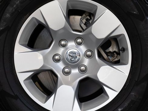 Used 2021 RAM 1500 Big Horn AWD/4WD image 10