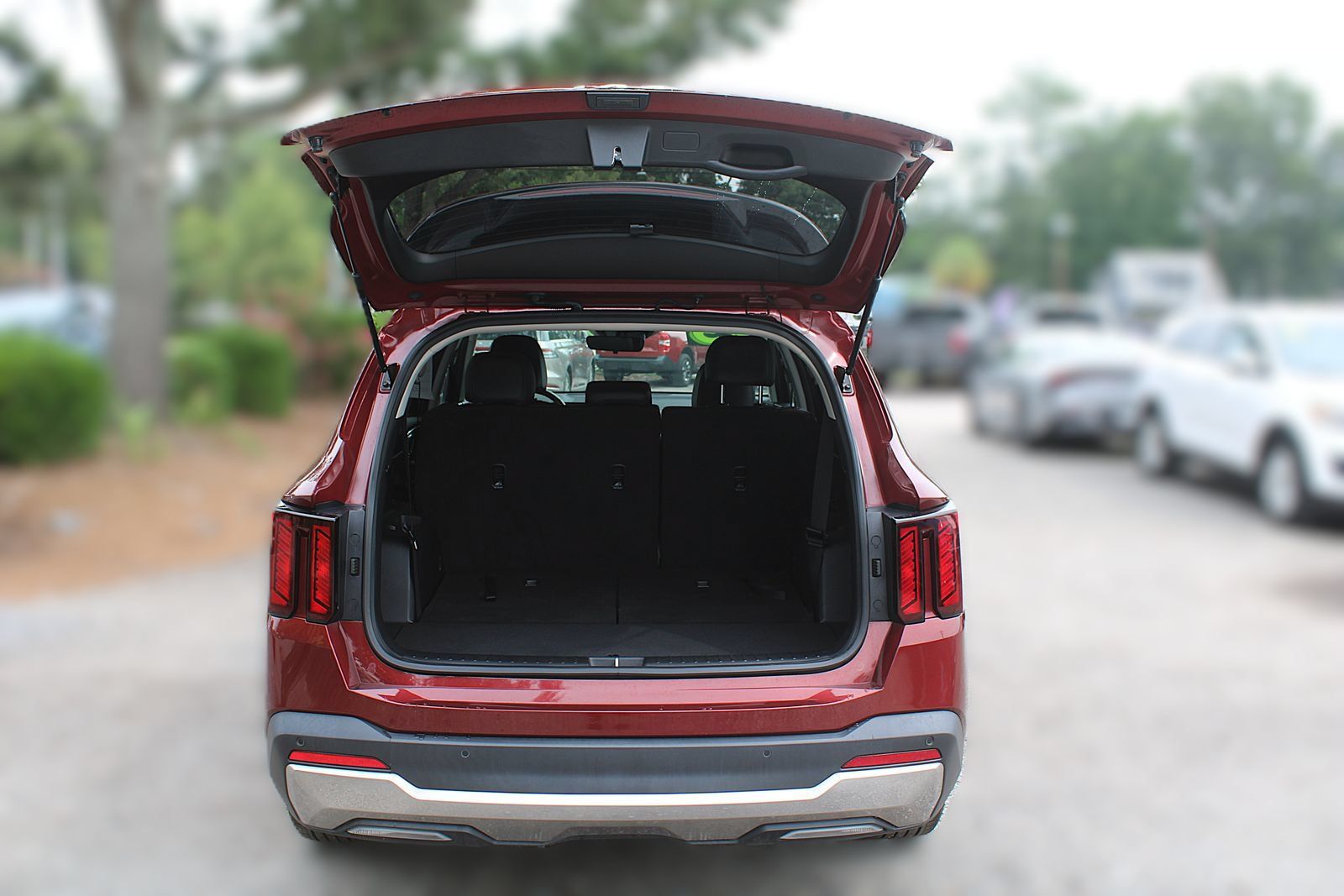 Certified 2025 Kia Sorento S FWD image 9