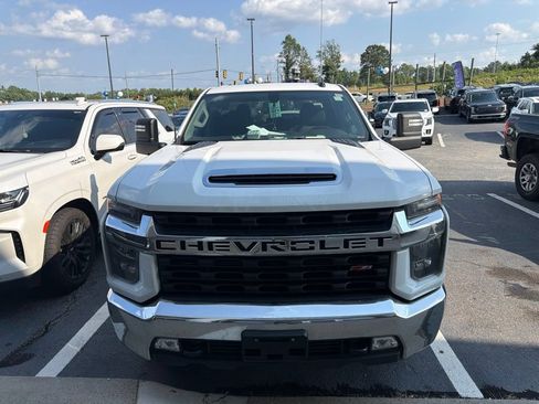 Used 2022 Chevrolet Silverado 2500 LT w/ Convenience Package AWD/4WD image 1