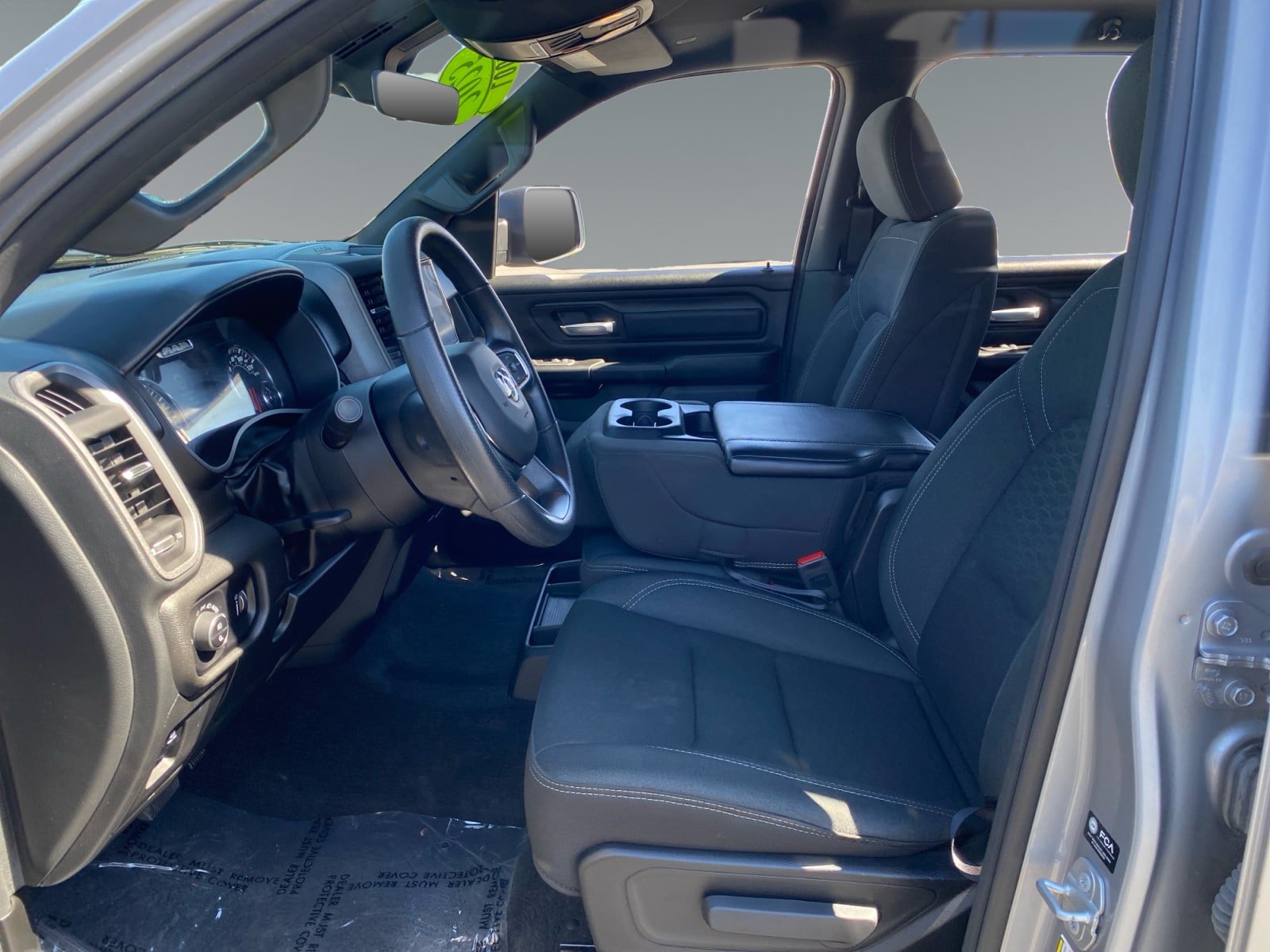 Used 2025 RAM 1500 Warlock AWD/4WD image 9