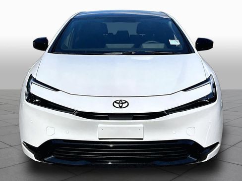Used 2026 Toyota Prius AWD image 4