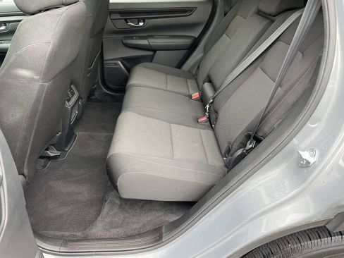 Used 2024 Honda CR-V EX image 11