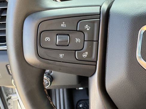 Used 2025 GMC Sierra 2500 AT4 AWD/4WD image 24
