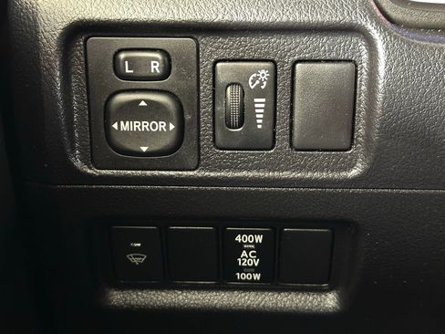 Used 2016 Toyota 4Runner SR5 image 19