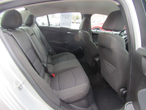 Used 2016 Chevrolet Cruze LT w/ LT Convenience Package image 19
