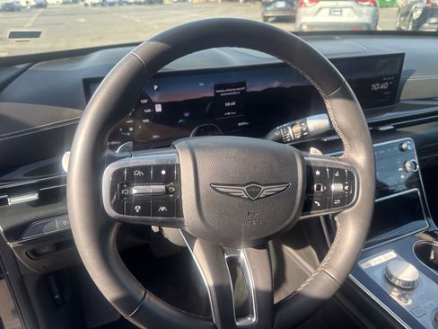Used 2025 Genesis GV80 2.5T Standard image 13