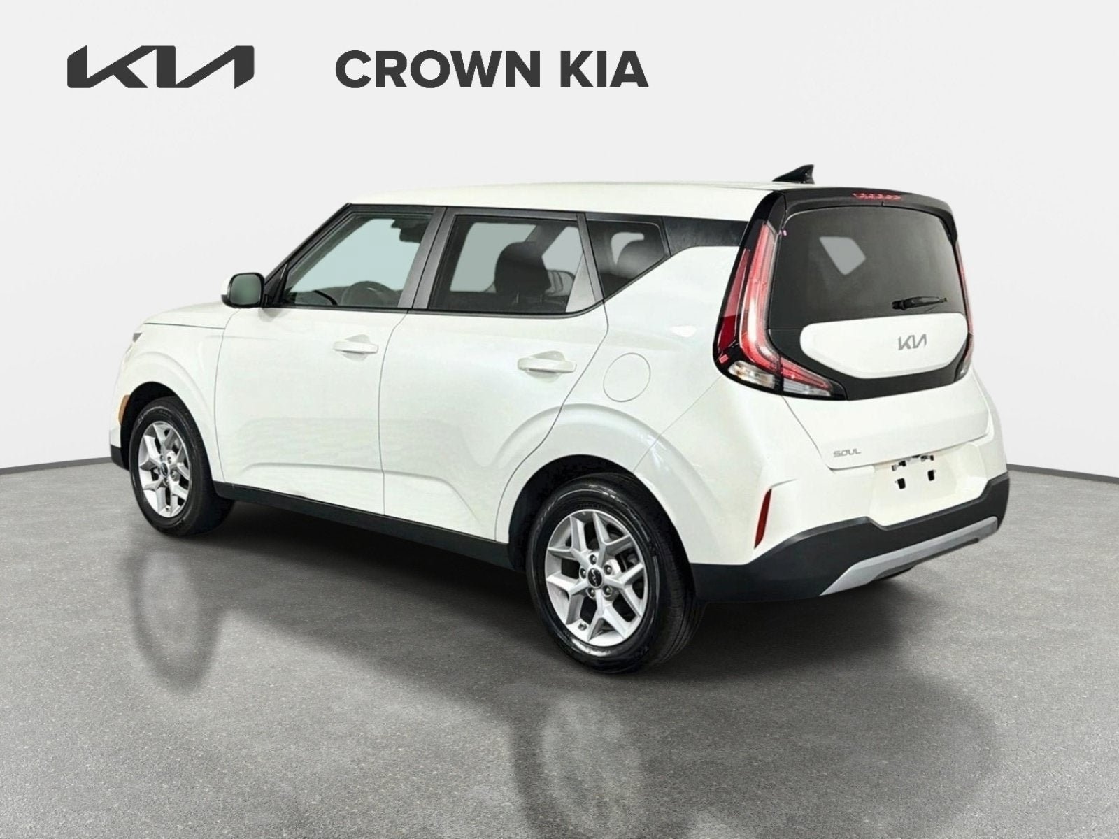 Certified 2025 Kia Soul LX w/ LX Technology Package FWD image 7