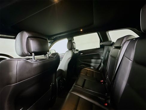 Used 2021 Jeep Grand Cherokee Overland image 13