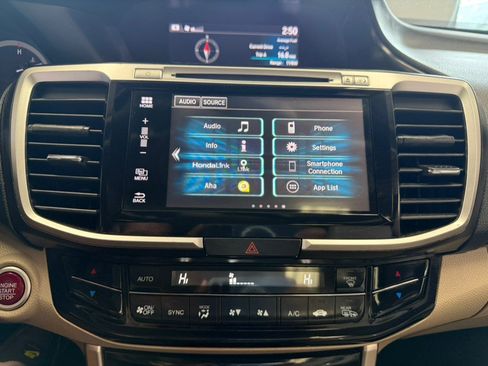 Used 2017 Honda Accord EX-L image 42