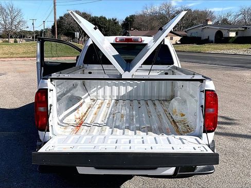 Used 2022 Chevrolet Colorado LT w/ Fleet Safety Package image 28