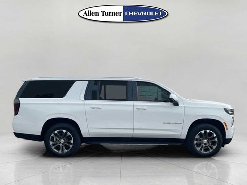 New 2026 Chevrolet Suburban LS RWD image 3