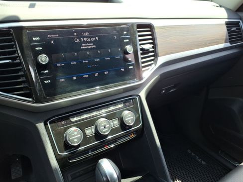 Certified 2023 Volkswagen Atlas SE AWD/4WD image 25