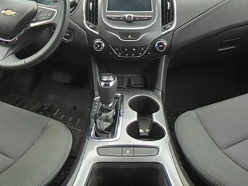 Used 2016 Chevrolet Cruze LT w/ LT Convenience Package FWD image 23