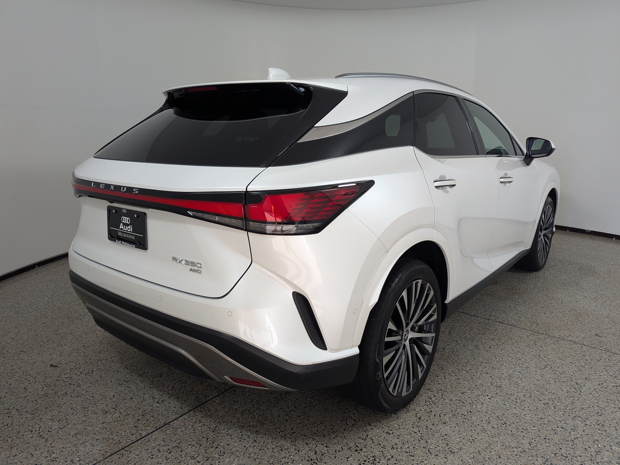 Used 2023 Lexus RX 350 Premium Plus w/ Cold Area Package AWD/4WD image 7