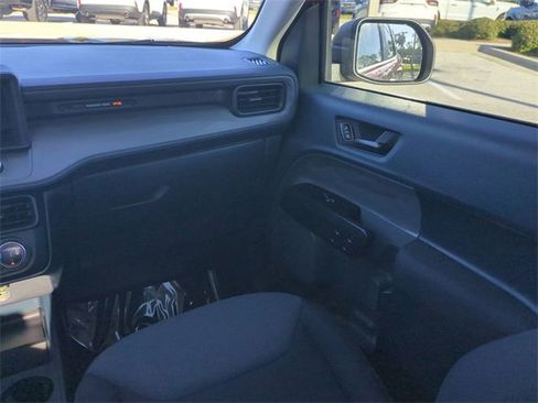 Certified 2024 Ford Maverick XL image 17