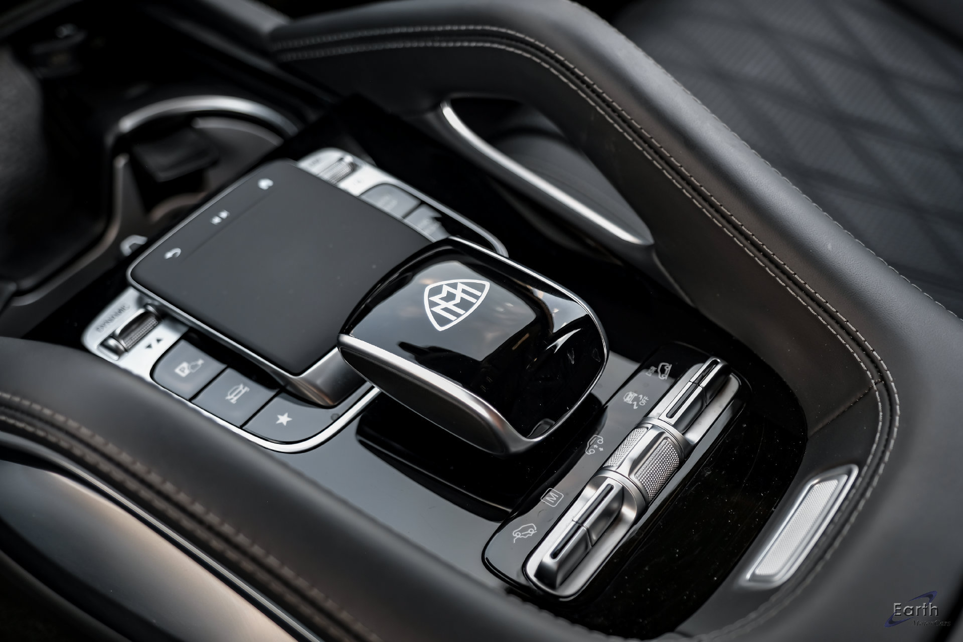 Used 2024 Mercedes-Benz Maybach GLS 600 4MATIC image 69