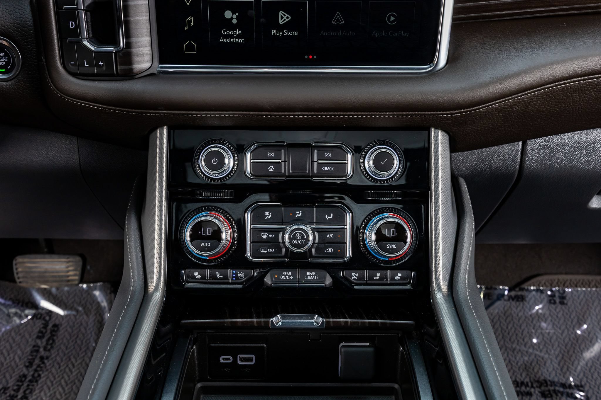 Used 2024 GMC Yukon Denali AWD/4WD image 27