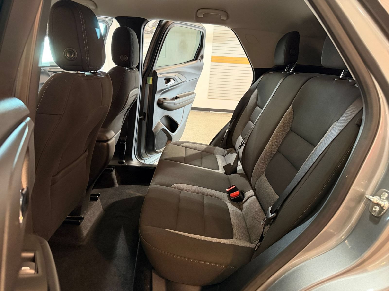 Used 2025 Chevrolet TrailBlazer LT FWD image 37